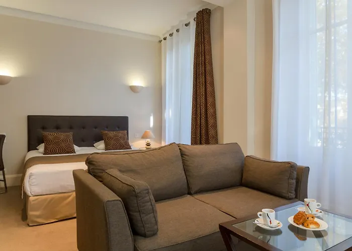 Hotel Les Nations The Originals Boutique Vichy